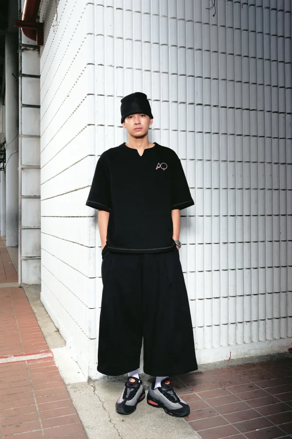 AQXPEAK_KL_12.jpg_3_596f5b9d-bc60-41cc-a852-0c51cb327ff6 AQ x PEAK.KL Tawahhum Kurta Blackpink (M/L)